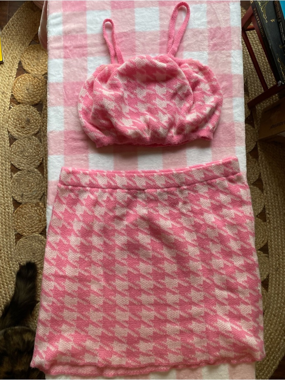 Pink stretchy houndstooth set